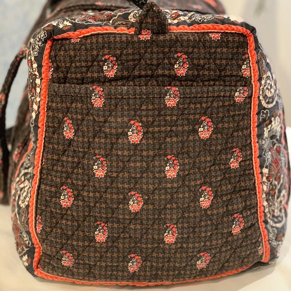 Vera Bradley large duffel bag - Picture 3 of 6